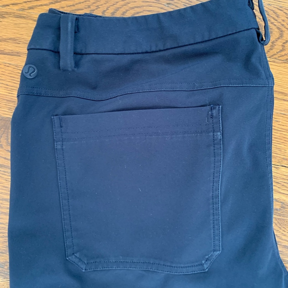 Lulu Lemon Commission Slim 34x32